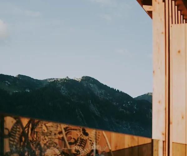 Mons Wine Passion 4*