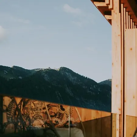 Mons Wine Passion 4*