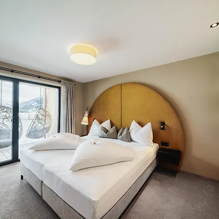 Mons Wine Passion 4*