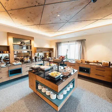Hotel Garni Moserhof 4*